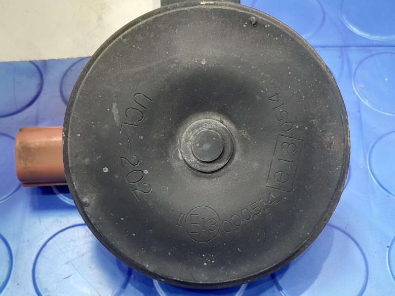 2013-2017 Honda Accord Low Note Horn Assembly Genuine OEM 38100S7S013