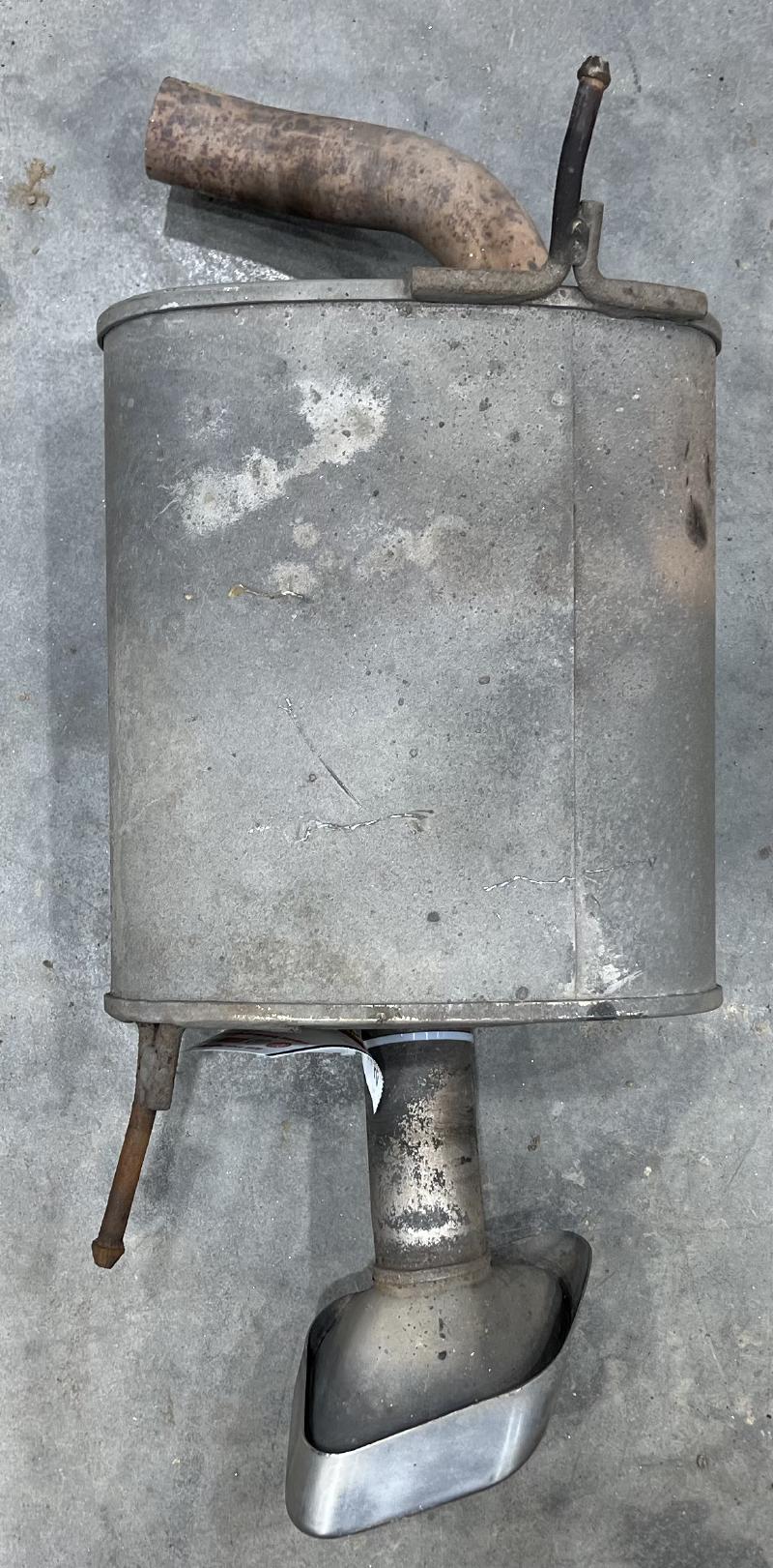2006 Acura TL Muffler