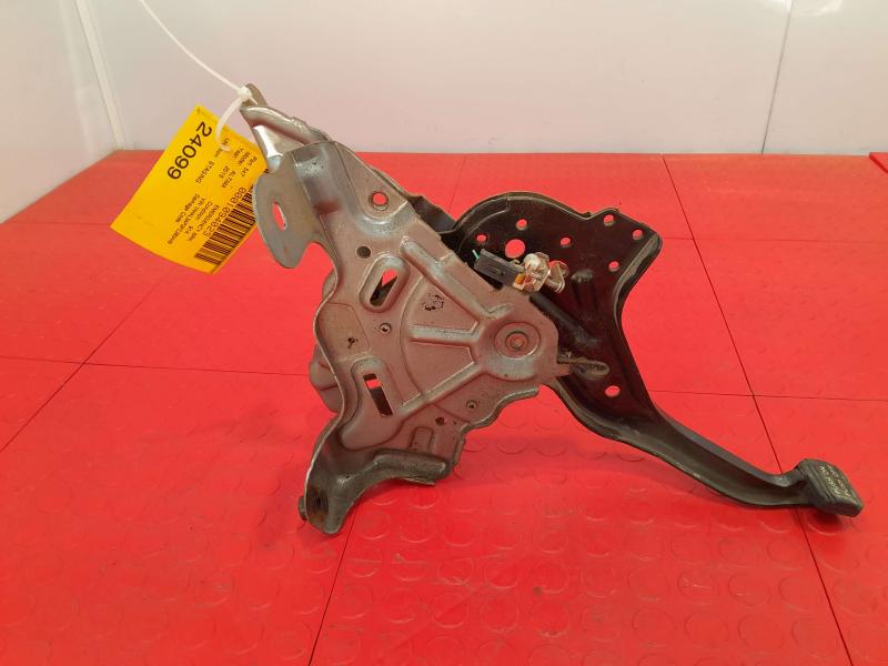 2013-2018 Nissan Altima Parking Brake Emergency Brake Pedal Assembly OEM 36010-ZN00B