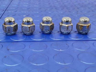 2013 Kia Sportage Lug Nuts
