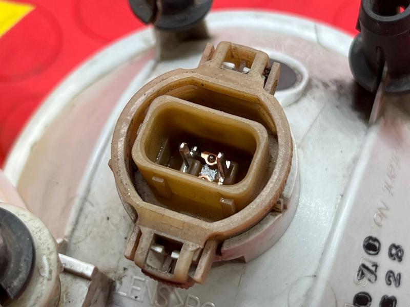 2008 Chevrolet Suburban Fog/Mark/Park/Turn Light/Lamp