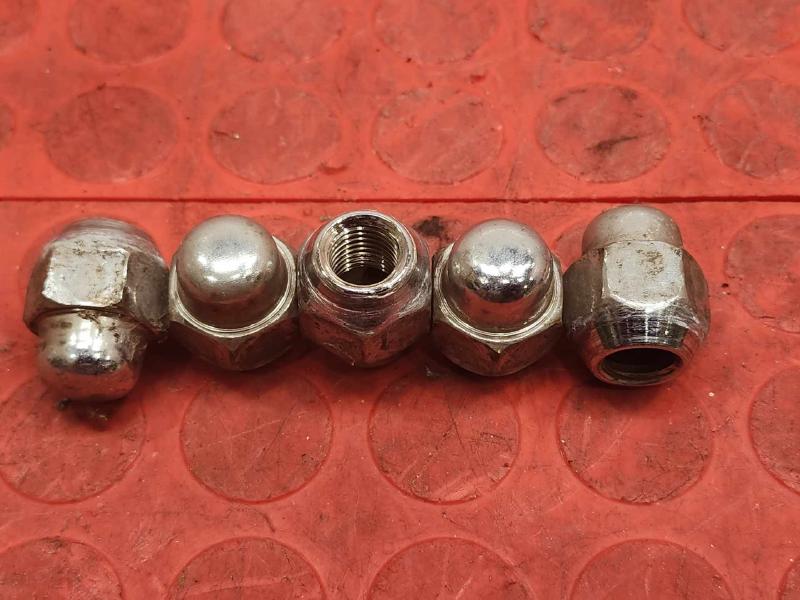 2016 Kia Optima Lug Nuts