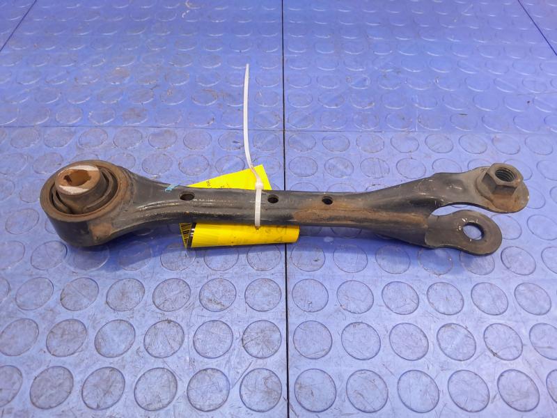 2017 Lincoln Continental Lower Control Arm Rr