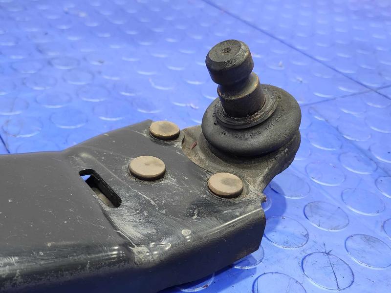 2012 Volvo XC60 Lower Control Arm Front