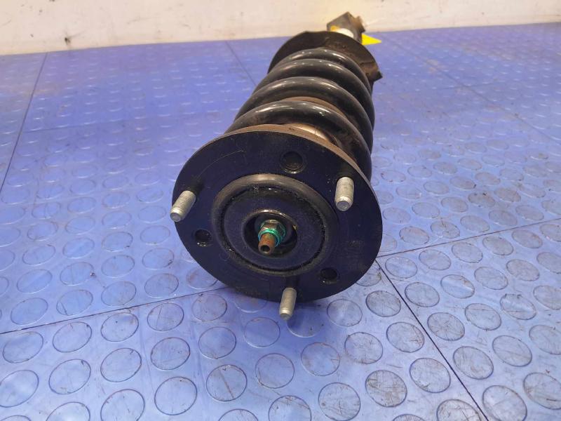2014-2015 Acura RLX FWD Rear Strut Assembly Left or Right Side OEM 52611TY2A01 ,RH