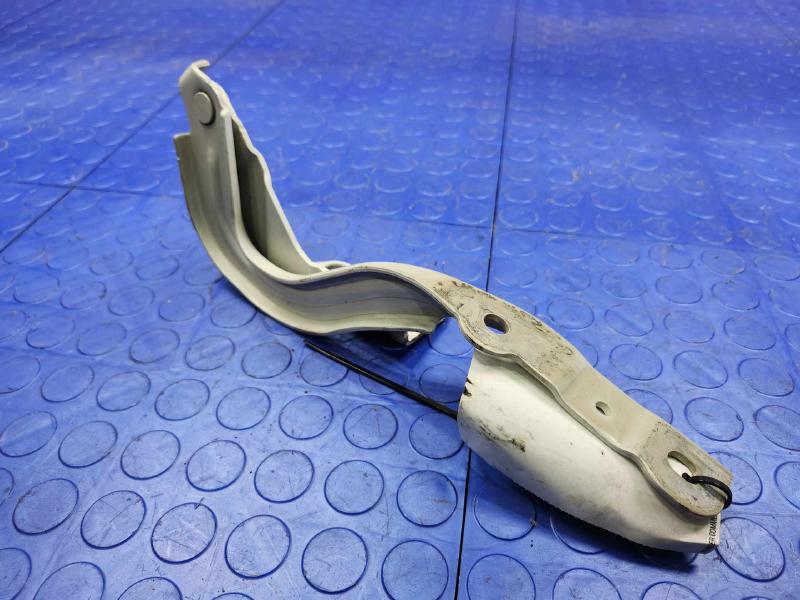 2014-2018 Kia Forte Hood Hinge Right Passenger Side Genuine OEM 79120A7600,RH
