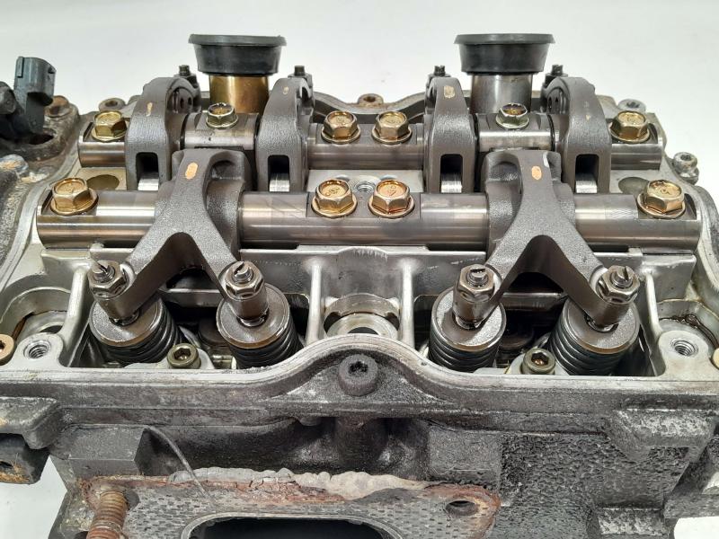 2005 Subaru Legacy Cylinder Head