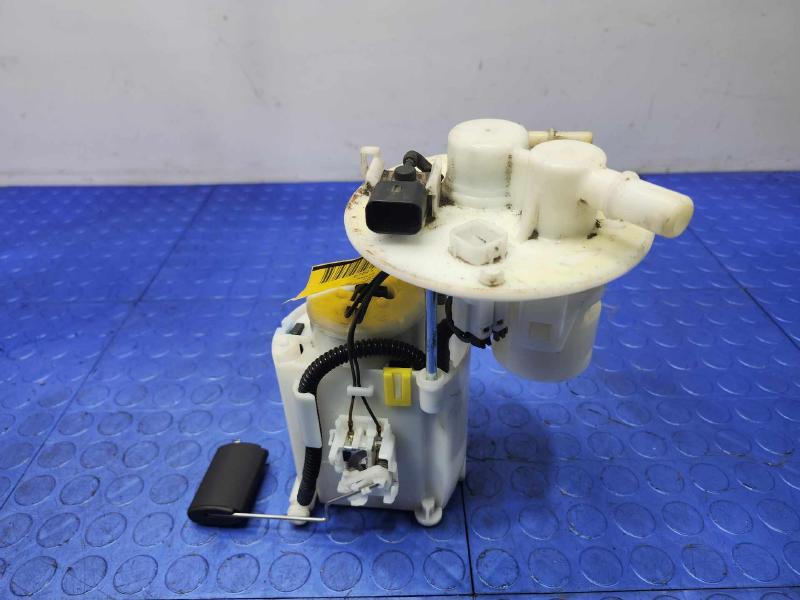 2015-2017 Hyundai Accent Tank Mounted Fuel Pump Assembly OEM 31110-1W500