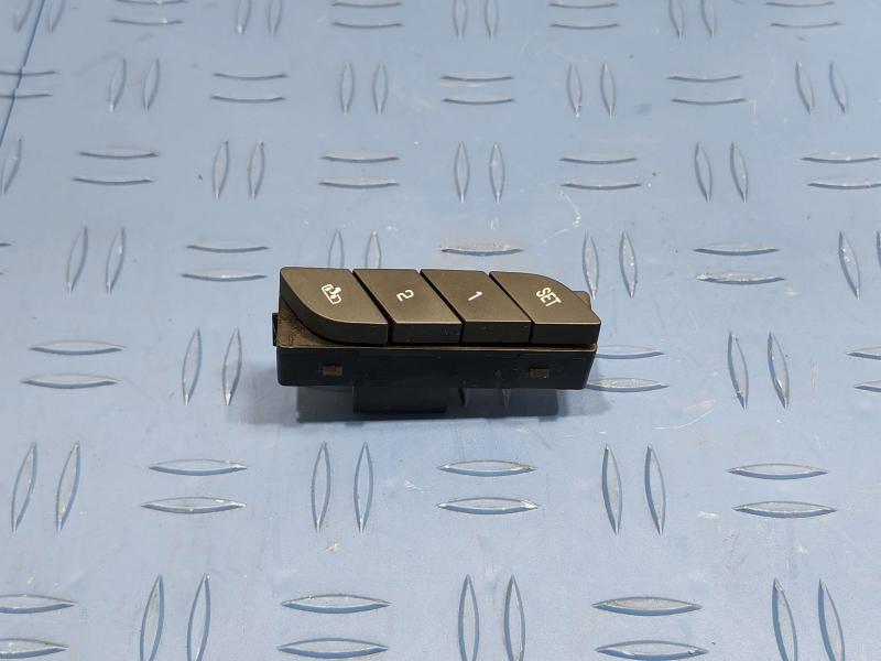 2017 GMC Acadia Door Switch Front