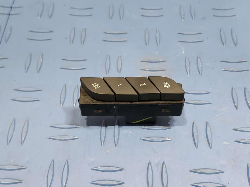 2017 GMC Acadia Door Switch Front