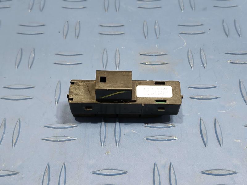 2017 GMC Acadia Door Switch Front