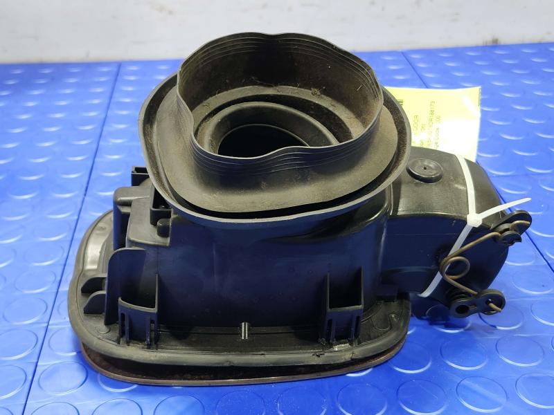 2013 Ford Fusion Fuel Tank Door