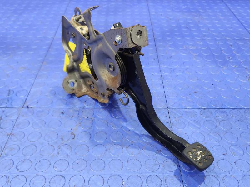 2016-2022 Toyota Prius 1.8L Parking Brake Control Pedal Lever Assembly OEM 46250-33010