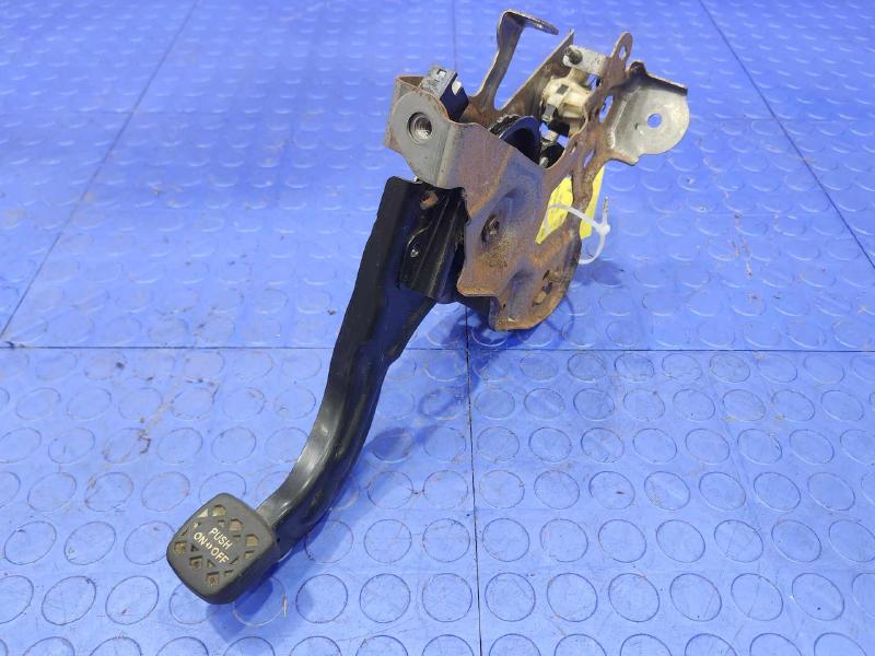 2016-2022 Toyota Prius 1.8L Parking Brake Control Pedal Lever Assembly OEM 46250-33010