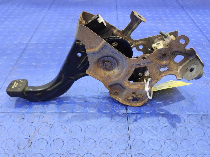 2016-2022 Toyota Prius 1.8L Parking Brake Control Pedal Lever Assembly OEM 46250-33010