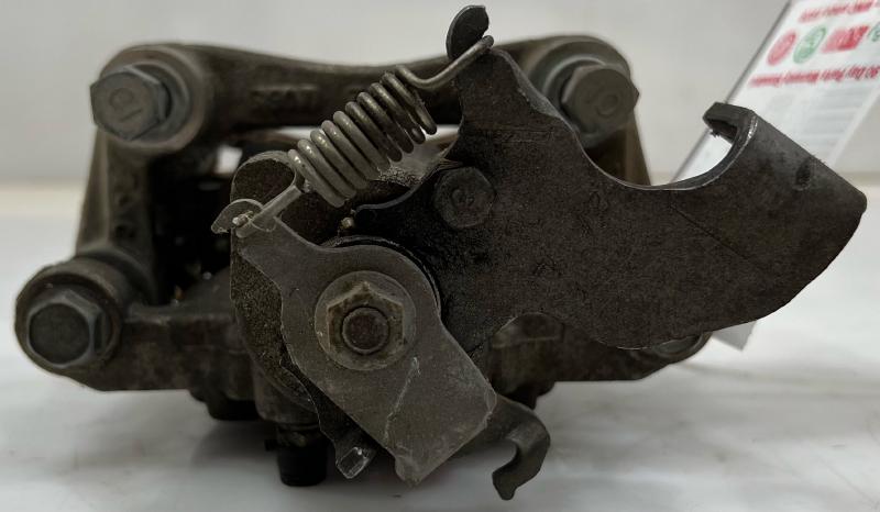 2014 - 2019 Kia Soul Rear Brake Caliper LH Driver Side OEM 58310B2A00