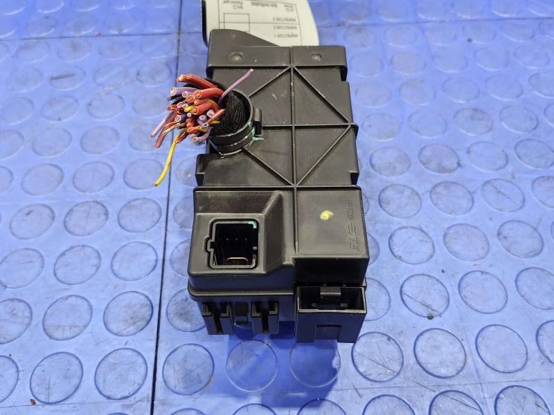 2014 Chevrolet Spark Cabin Fuse Box