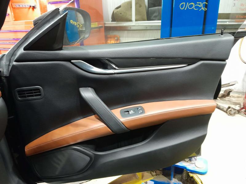 2018 Maserati Ghibli Front Door Trim Panel