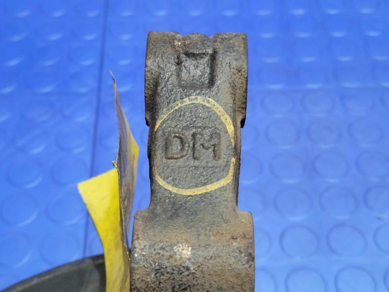 2013 Hyundai Santa Fe Spindle Knuckle Front