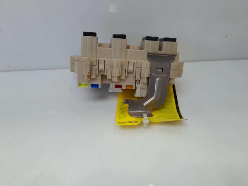 2016 - 2018 Nissan Maxima Cabin Fuse Box Junction Block OEM 24350-4RA0A
