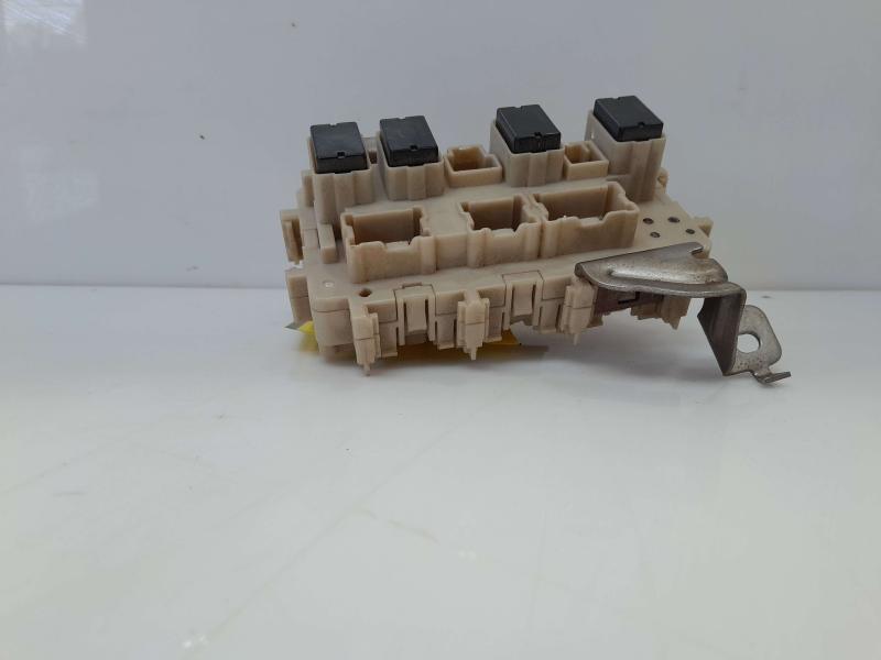 2016 - 2018 Nissan Maxima Cabin Fuse Box Junction Block OEM 24350-4RA0A