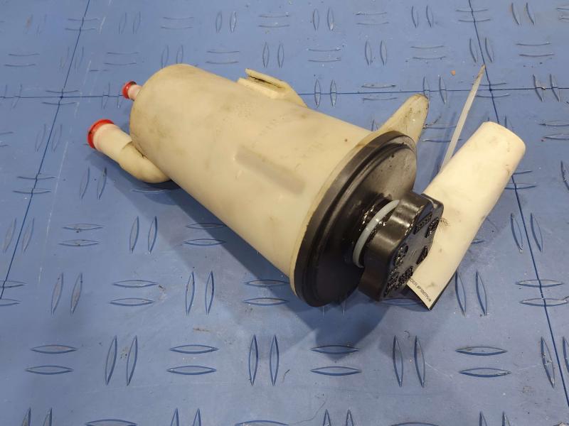 2012 Ford F-250 Super Duty Power Steering Reservoir