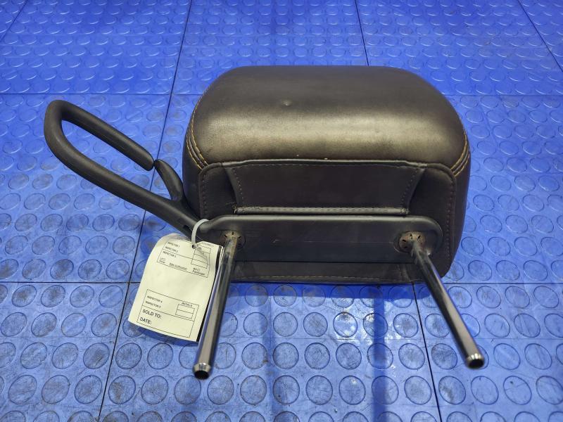 2014 Dodge Challenger Headrest