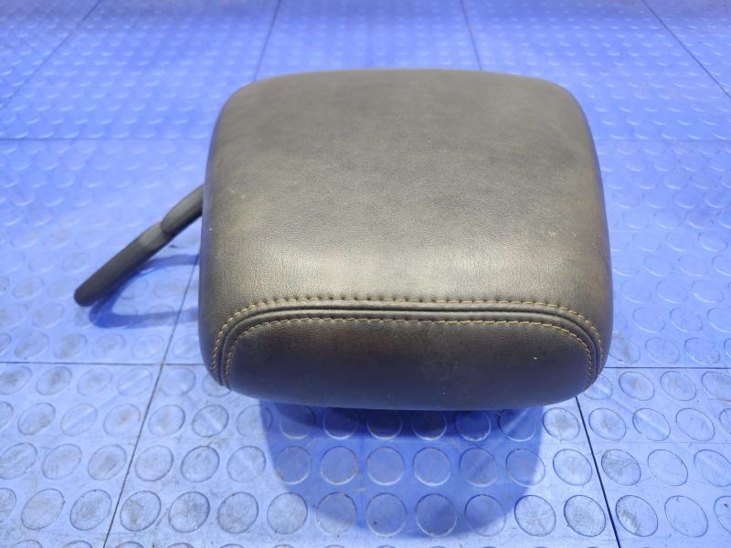 2014 Dodge Challenger Headrest
