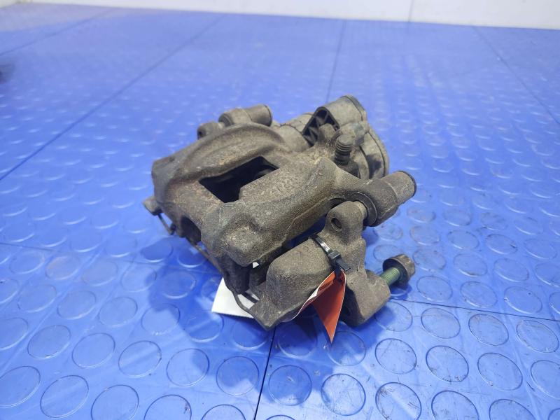 2020 Subaru Forester Caliper