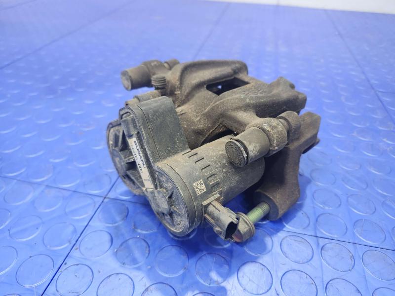 2020 Subaru Forester Caliper