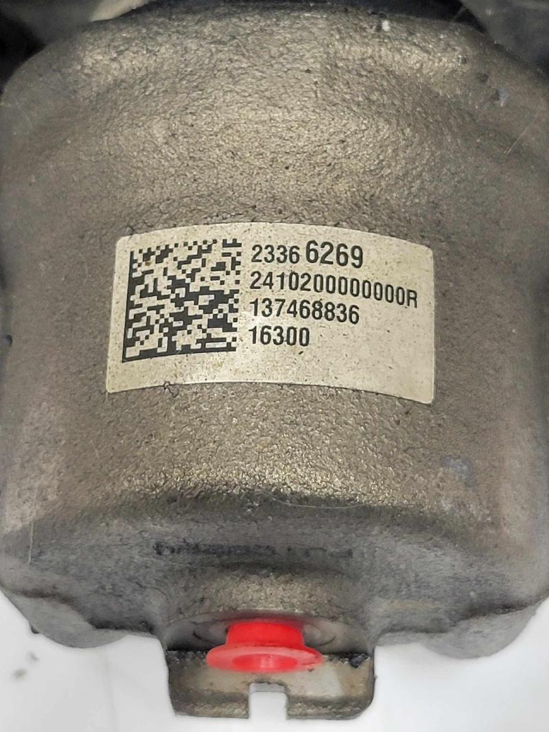 2017 Chevrolet Malibu Caliper