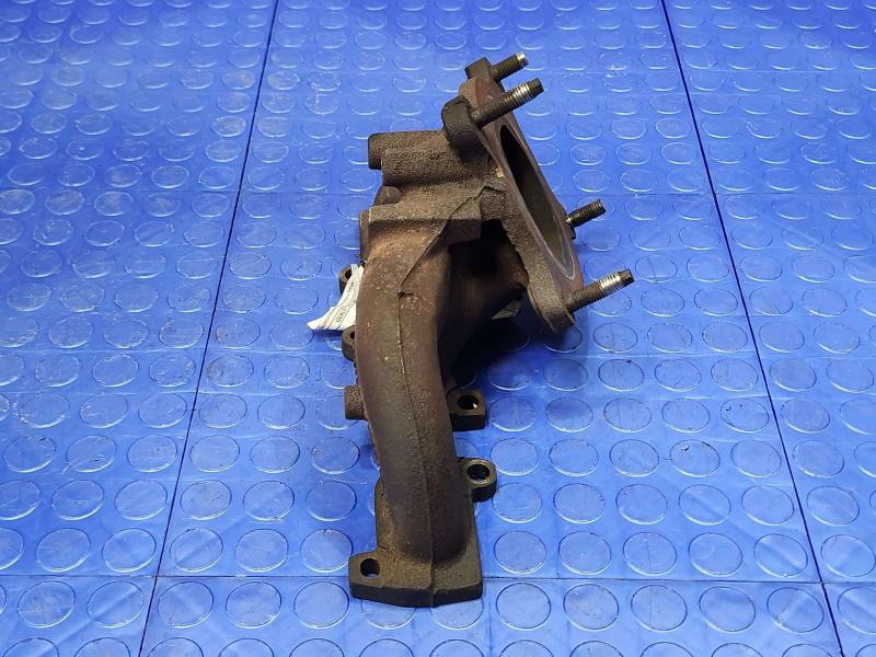 2011 Mazda CX-9 Exhaust Manifold