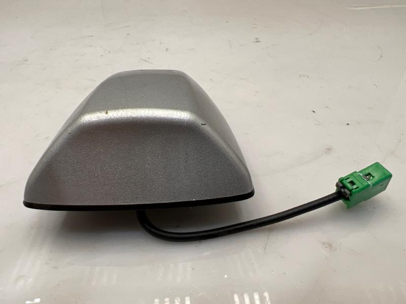 2013 - 2019 Nissan Sentra GPS Navigation Antenna Assembly Silver K23 OEM 25975-3RA0A