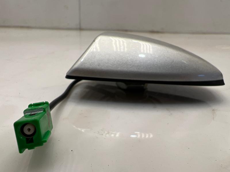 2013 - 2019 Nissan Sentra GPS Navigation Antenna Assembly Silver K23 OEM 25975-3RA0A
