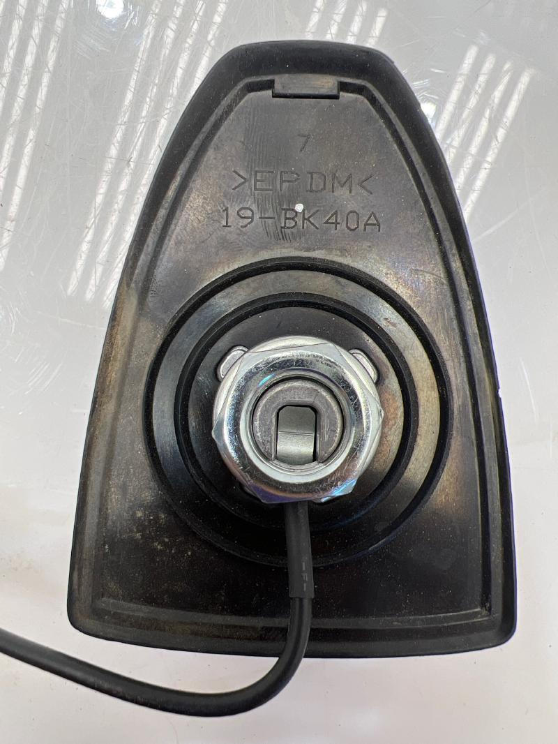2013 - 2019 Nissan Sentra GPS Navigation Antenna Assembly Silver K23 OEM 25975-3RA0A