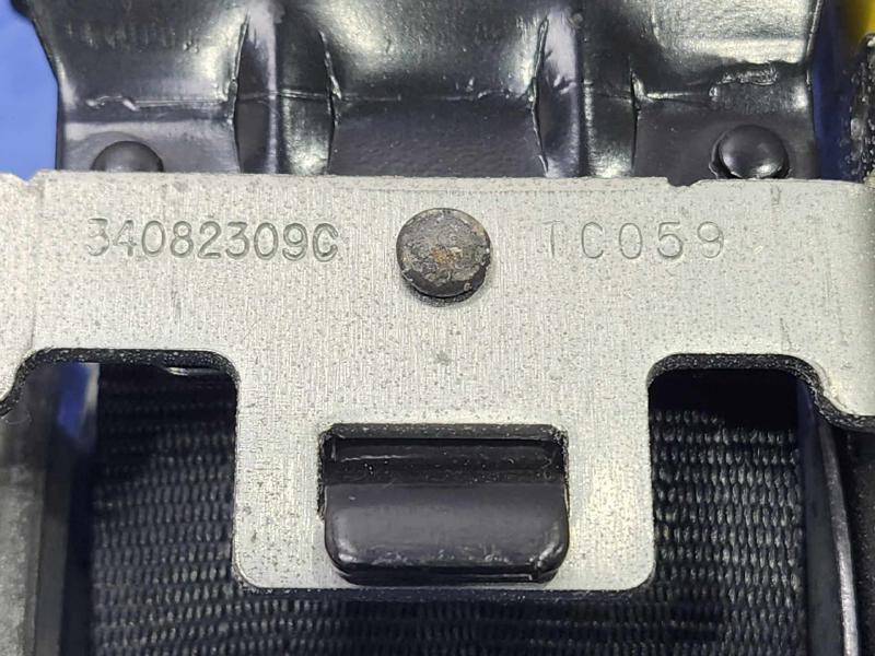 2014 Hyundai Santa Fe Front Seat Belt