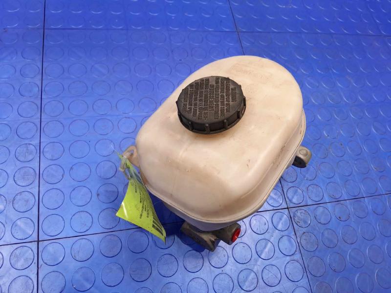 2011-2012 Ford F-250 F-350 Brake Master Cylinder Assembly Genuine OEM BC3Z2140A