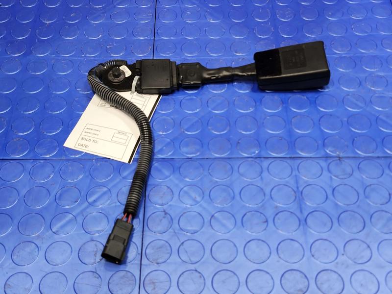 2014 Ford Focus Front Seat Belt