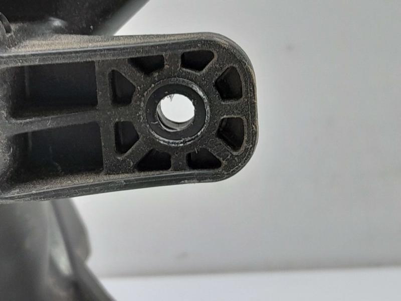 2012 Toyota Prius C 1.5L Engine Fuse Box Relay Junction Block OEM 8263152050