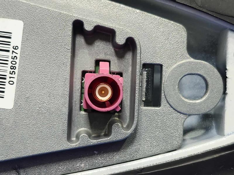 2016 BMW 528I Antenna