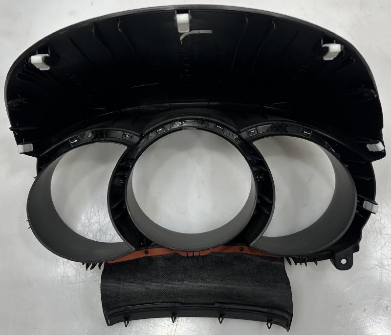 2011 - 2013 Kia Sorento Instrument Cluster Surround Trim Bezel OEM 84831-2P000