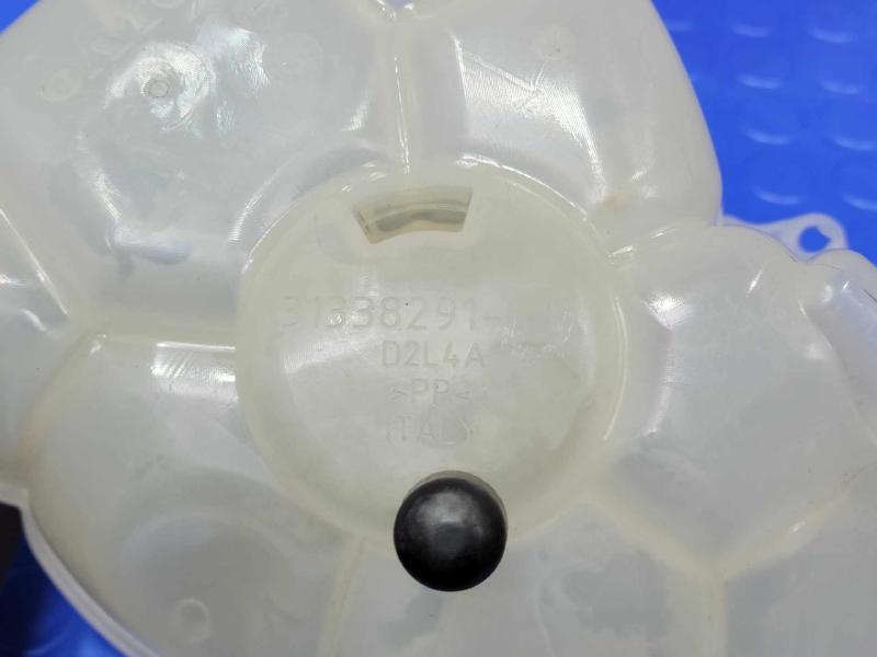 2016 Volvo XC90 Coolant Recovery Bottle