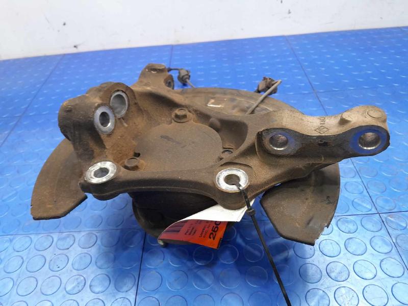 2013 Cadillac ATS Spindle Knuckle Front