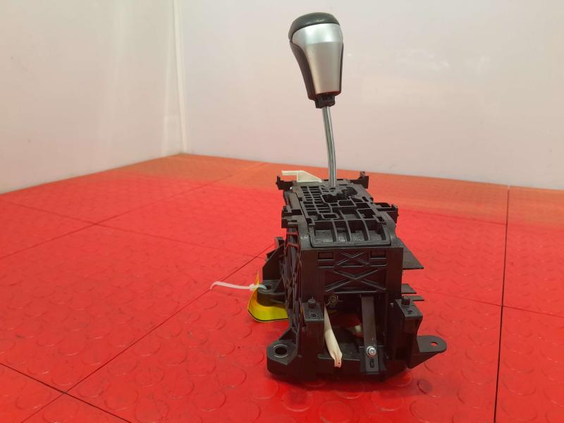 2014-2019 Toyota Highlander Automatic Gear Shifter Assembly OEM 33550-0E130