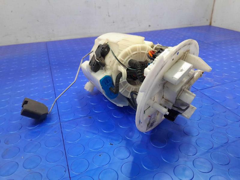 2017 Mercedes C-Class Fuel Pump