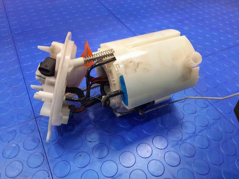 2017 Mercedes C-Class Fuel Pump