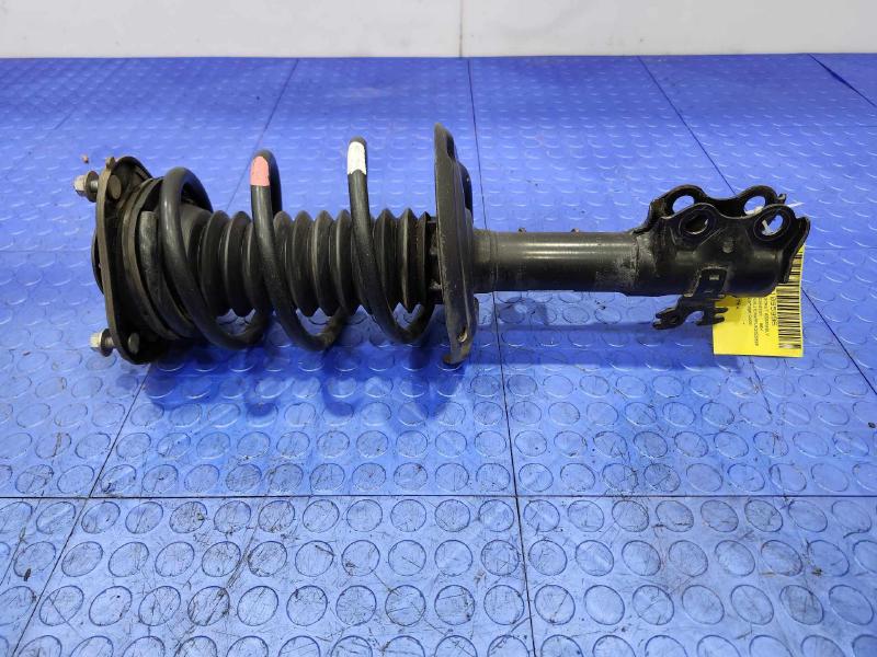 2016 Toyota Prius Strut Assembly