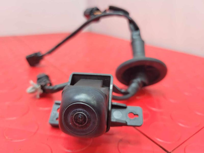 2018-2021 Kia Stinger Rear Liftgate Backup Camera Genuine OEM Part 95760J5000