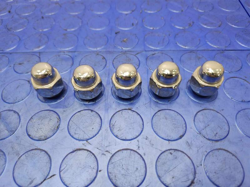 2019 Kia Forte Lug Nuts
