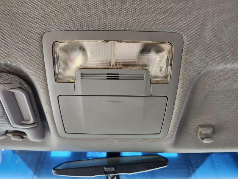 2013 Toyota Camry Front Console